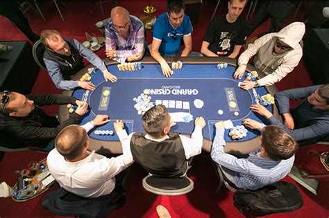 grand kazino poker